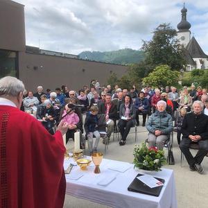 Wir feierten den Pfingstmontag im Freien und ließen uns nur vom Hl. Geist anstecken.